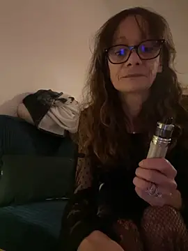 Snapshot of Chris06d22@xh chatting on November 21, 11:03 pm Chris06d22xh online show from November 21, 11:03 pm