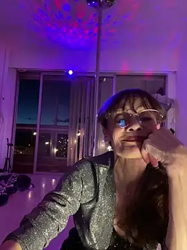 Snapshot of Chris06d22@xh chatting on May 15, 7:54 pm Chris06d22xh online show from May 15, 7:54 pm
