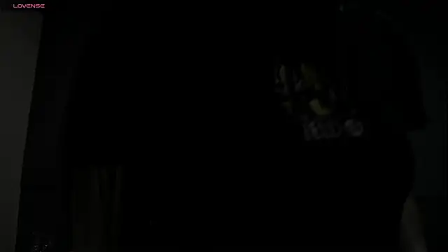 Snapshot of CharlotteCottin chatting on May 25, 11:27 am CharlotteCottin online show from May 25, 11:27 am