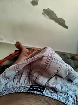 Snapshot of Size_x@xh chatting on February 25, 2:10 am Size xxh online show from February 25, 2:10 am