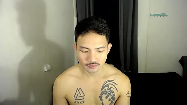 Thefriskyasian online show from April 5, 9:39 am