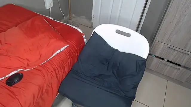 Snapshot of Lunalee chatting on September 25, 8:07 am Lunalee online show from September 25, 8:07 am