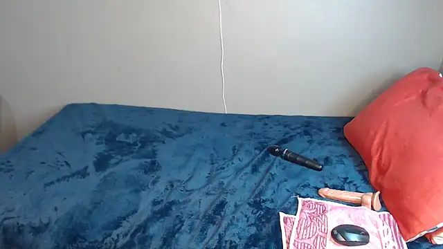 Snapshot of Lunalee chatting on November 1, 9:50 pm Lunalee online show from November 1, 9:50 pm