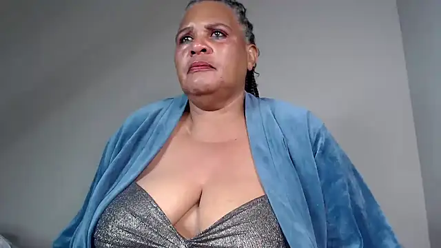 GrandBustyMelon online show from October 21, 1:50 am