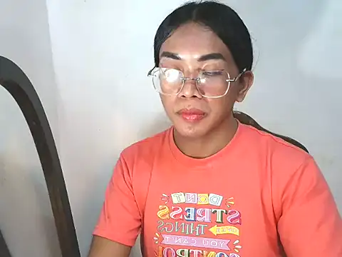  karie online show from October 7, 3:09 pm