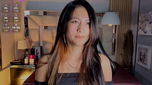 Snapshot of Aria_Joness_ chatting on June 10, 9:46 pm Aria Joness online show from June 10, 9:46 pm