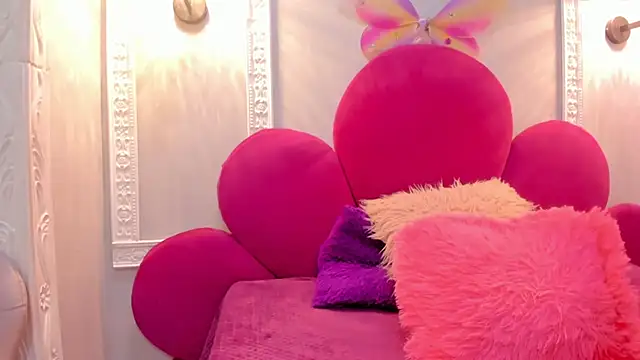 Saammy 17 online show from November 1, 8:33 pm