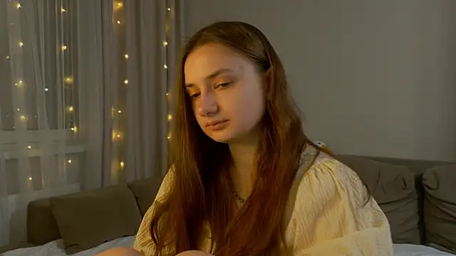 Snapshot of Lelia_Vibe chatting on April 14, 7:31 pm Lelia Vibe online show from April 14, 7:31 pm