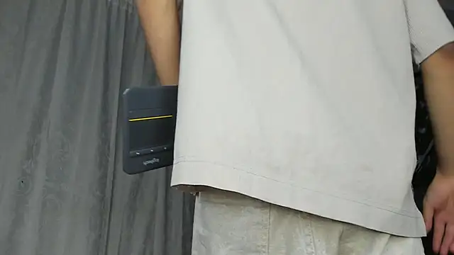 Snapshot of camillo_virgil chatting on December 15, 11:14 am camillo virgil online show from December 15, 11:14 am