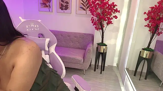 Anie johnson online show from March 15, 11:27 am