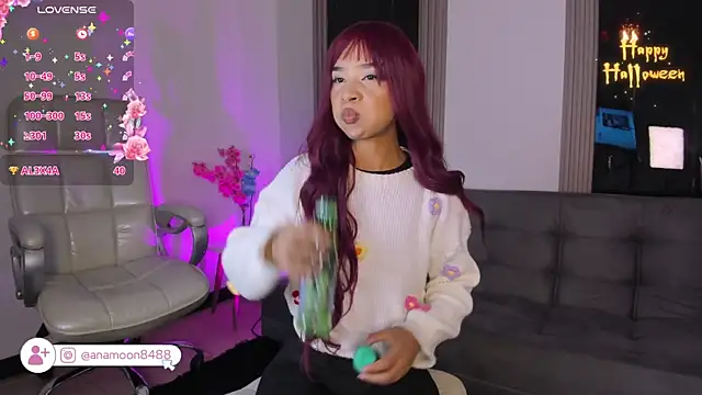 jennie whitee online show from October 27, 11:47 am