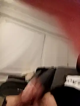 Snapshot of DannySastre91 chatting on December 2, 6:36 pm DannySastre91 online show from December 2, 6:36 pm