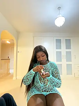 Snapshot of katarina_jay chatting on October 25, 10:37 pm katarina jay online show from October 25, 10:37 pm