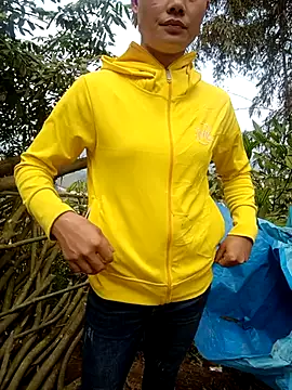 Snapshot of Ruaiuoi chatting on February 15, 7:51 am Ruaiuoi online show from February 15, 7:51 am