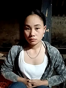 Snapshot of Ruaiuoi chatting on February 19, 10:50 pm Ruaiuoi online show from February 19, 10:50 pm