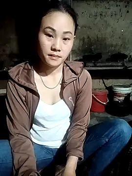 Snapshot of Ruaiuoi chatting on February 24, 9:57 pm Ruaiuoi online show from February 24, 9:57 pm