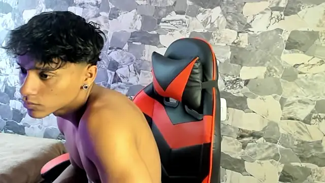 ZYZZ1312 online show from May 11, 8:17 pm