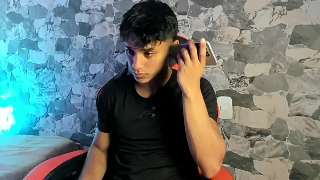 ZYZZ1312 online show from May 19, 2:01 pm