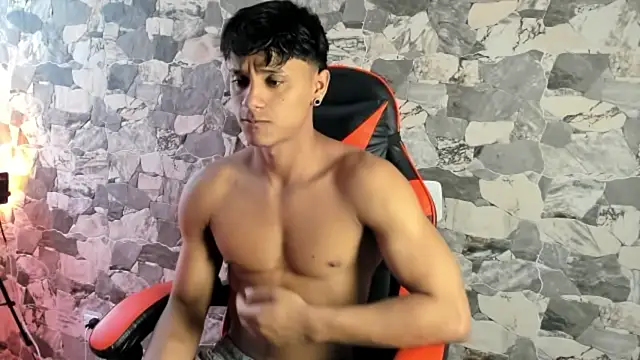 ZYZZ1312 online show from June 30, 7:15 pm