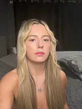 sammie-99 online show from March 5, 11:23 pm