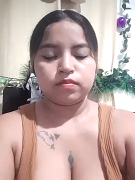 Snapshot of Emily_Lit chatting on December 21, 4:52 am Emily Lit online show from December 21, 4:52 am