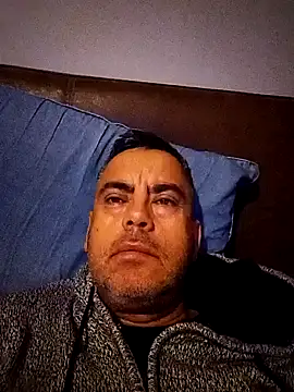 Snapshot of Papitochulo-caliente chatting on August 2, 2:21 am Papitochulo-caliente online show from August 2, 2:21 am