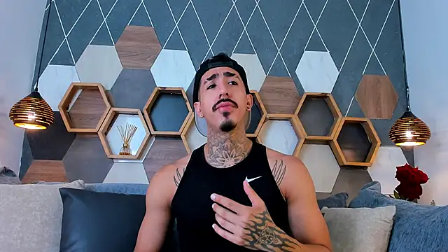 Donovan Desmond online show from September 11, 8:20 pm