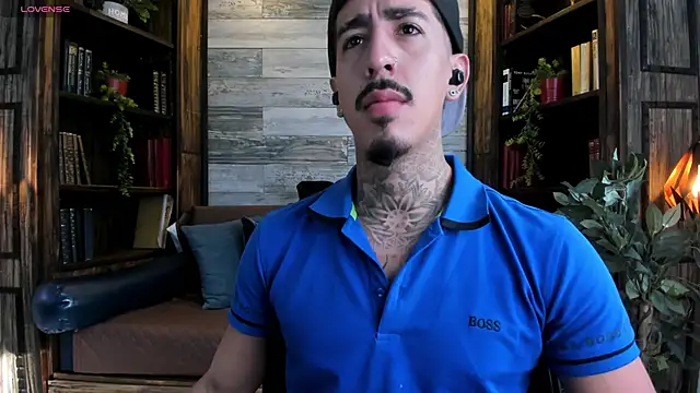 Donovan Desmond online show from May 29, 9:02 pm
