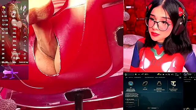 Snapshot of AriAddams chatting on September 22, 10:01 pm AriAddams online show from September 22, 10:01 pm