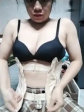 Snapshot of Mie_rose chatting on November 5, 1:16 am Mie rose online show from November 5, 1:16 am