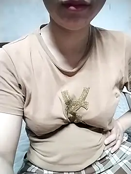 Snapshot of Mie_rose chatting on November 8, 2:01 am Mie rose online show from November 8, 2:01 am