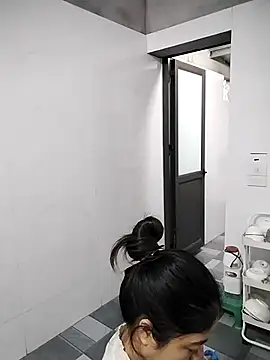 Snapshot of Mie_rose chatting on November 19, 2:33 am Mie rose online show from November 19, 2:33 am