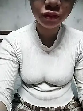 Snapshot of Mie_rose chatting on November 29, 12:13 am Mie rose online show from November 29, 12:13 am