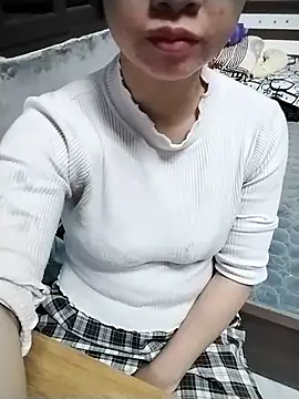 Snapshot of Mie_rose chatting on December 16, 12:37 am Mie rose online show from December 16, 12:37 am