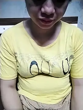 Mie rose online show from April 24, 1:24 pm