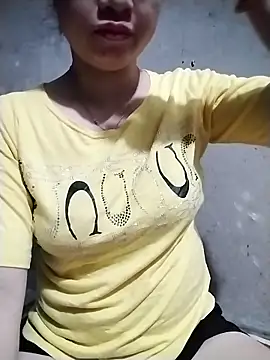 Snapshot of Mie_rose chatting on June 8, 2:17 pm Mie rose online show from June 8, 2:17 pm