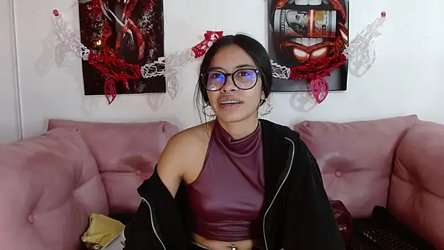 Miahotcs1 online show from February 17, 12:56 pm