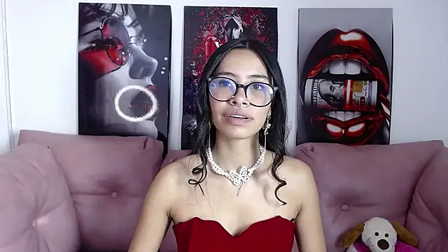 Miahotcs1 online show from August 5, 5:27 pm
