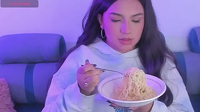 Snapshot of Eve_rivers chatting on September 26, 8:35 pm Eve rivers online show from September 26, 8:35 pm