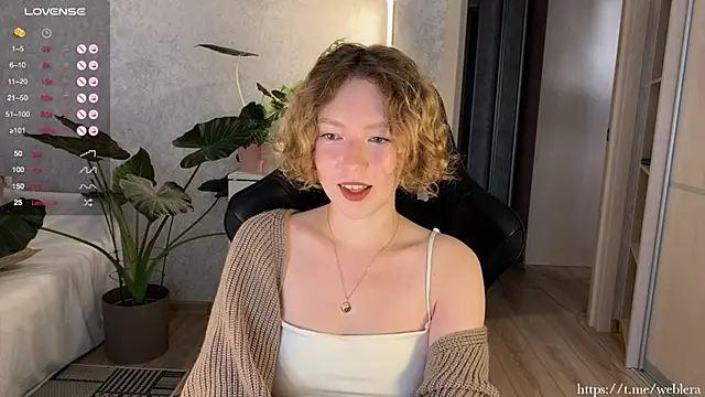 Snapshot of lucky13___ chatting on September 20, 8:59 am lucky13 online show from September 20, 8:59 am