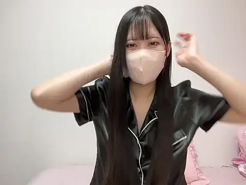 noa uxu online show from November 8, 11:10 am