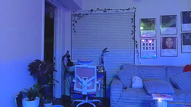 Snapshot of jg0ld chatting on September 29, 7:35 am jg0ld online show from September 29, 7:35 am