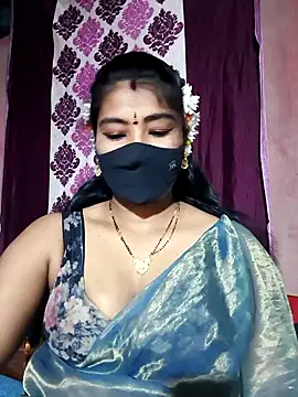 Snapshot of srav43 chatting on December 18, 1:28 pm srav43 online show from December 18, 1:28 pm