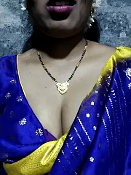 Snapshot of srav43 chatting on February 4, 4:57 pm srav43 online show from February 4, 4:57 pm