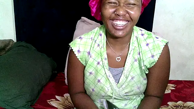 BUNNYCHOWX28 online show from January 9, 5:04 pm