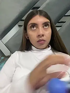 Sara-cooper2 online show from February 14, 2:41 am