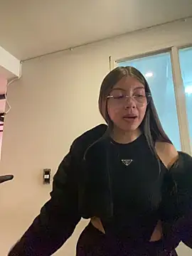 Sara-cooper2 online show from June 11, 2:59 pm