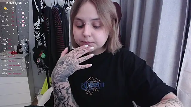 vendymories online show from February 12, 8:15 pm