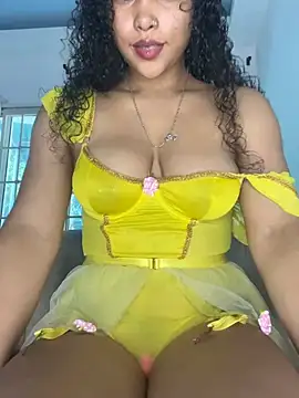 SophieD online show from April 25, 1:41 pm