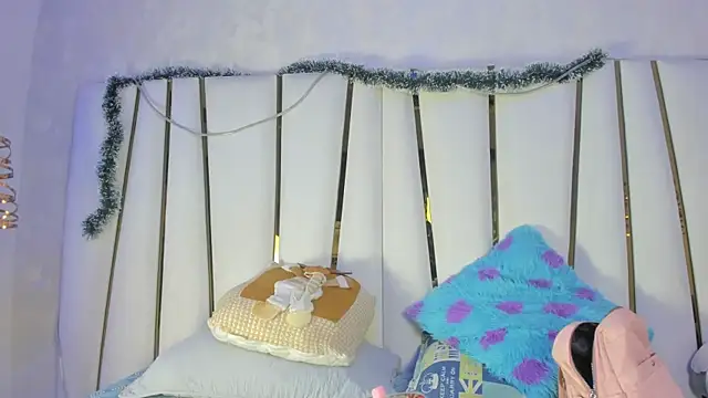 bonnie sm online show from December 16, 8:03 pm